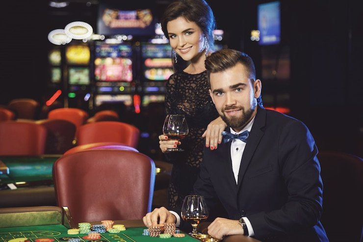Aplikasi mobile jaguarjitu untuk Android menampilkan layar login dan pasar sportsbook